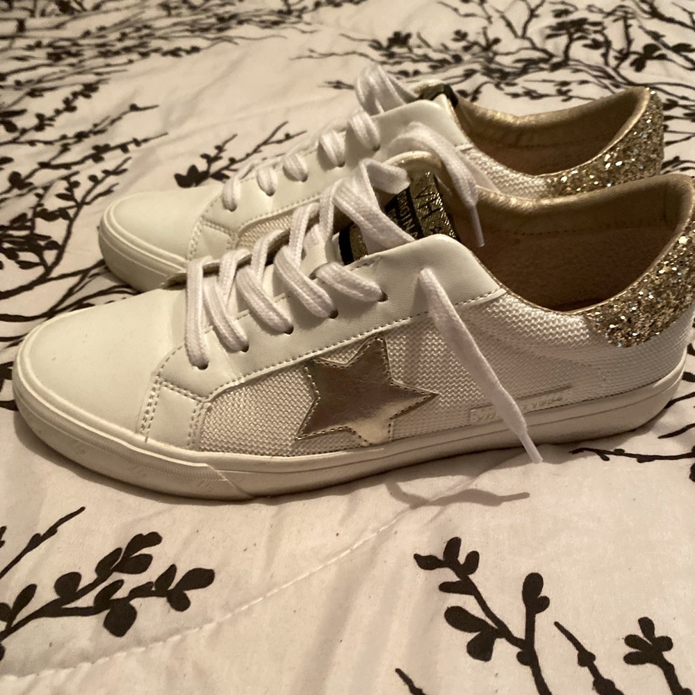 Vintage Havana sneakers, worn 3 times, super cute and comfy